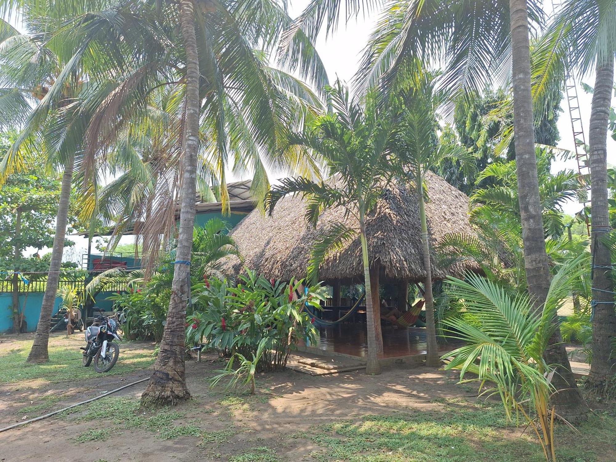 The Captains Iin Chinandega Exterior foto